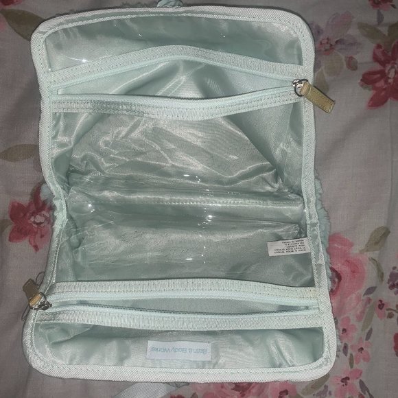Bath and Body Works Makeup Bag - Picture 3 of 4